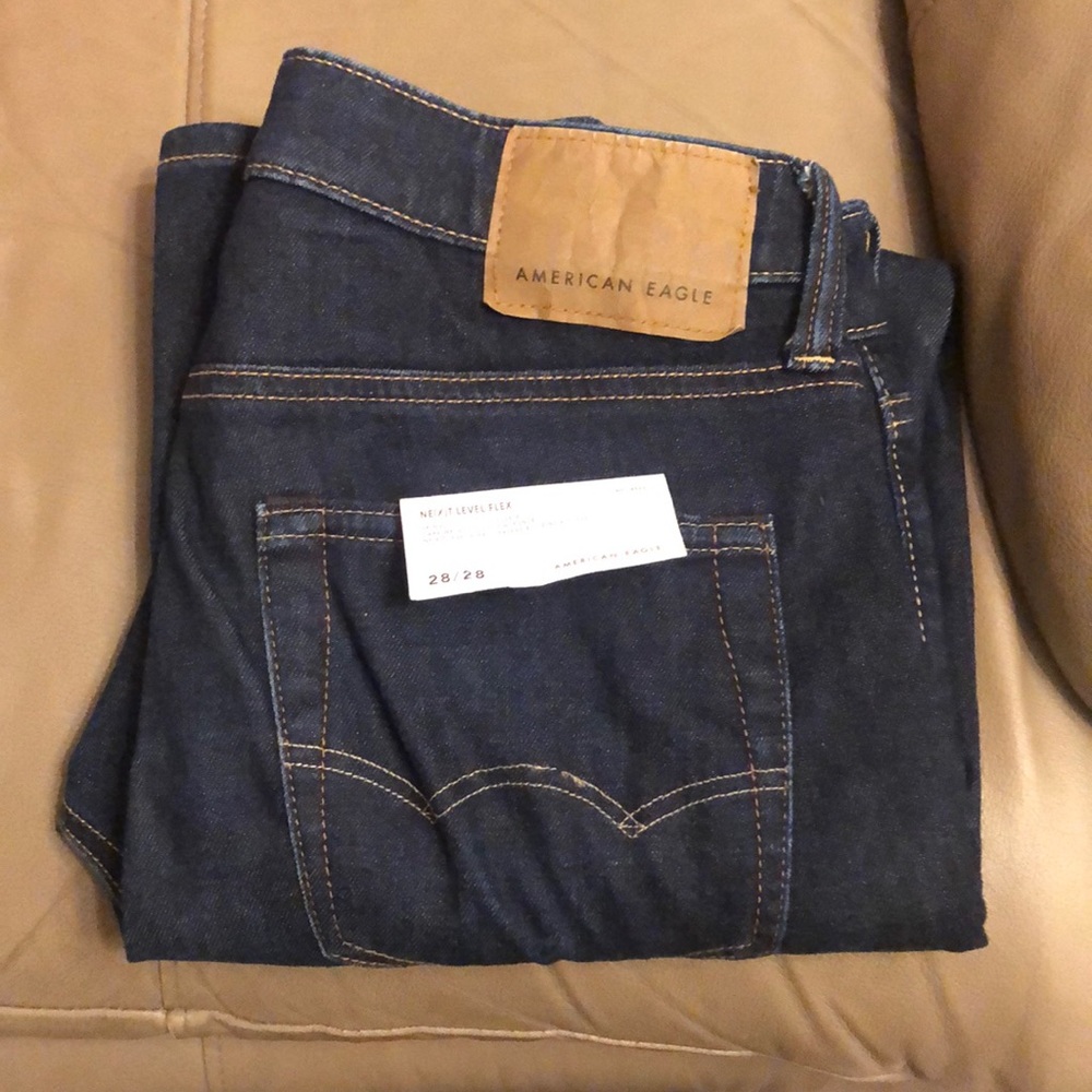 NWT American Eagle Skinny Jeans 28/28